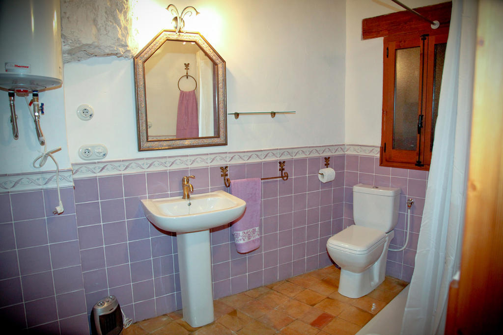 الكالا ديل جوكار Casa Rural La Bodeguilla الغرفة الصورة